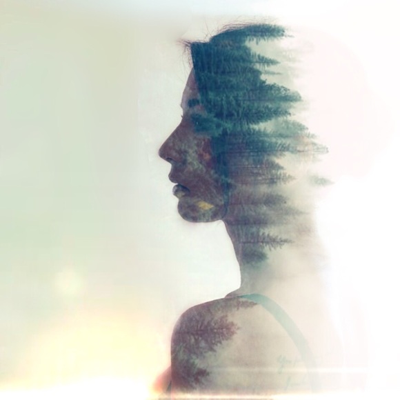 Meet your Posher, Naomi - Picture 1 of 1